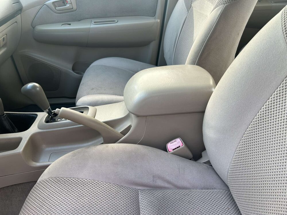 2005 TOYOTA HILUX G 3.0L 4X4 AUTOMATIC TRANSMISSION