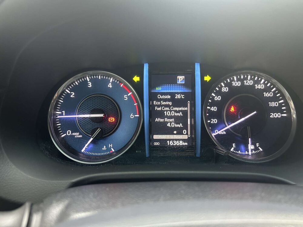 2022 TOYOTA FORTUNER V 2.4L DSL AUTOMATIC TRANSMISSION