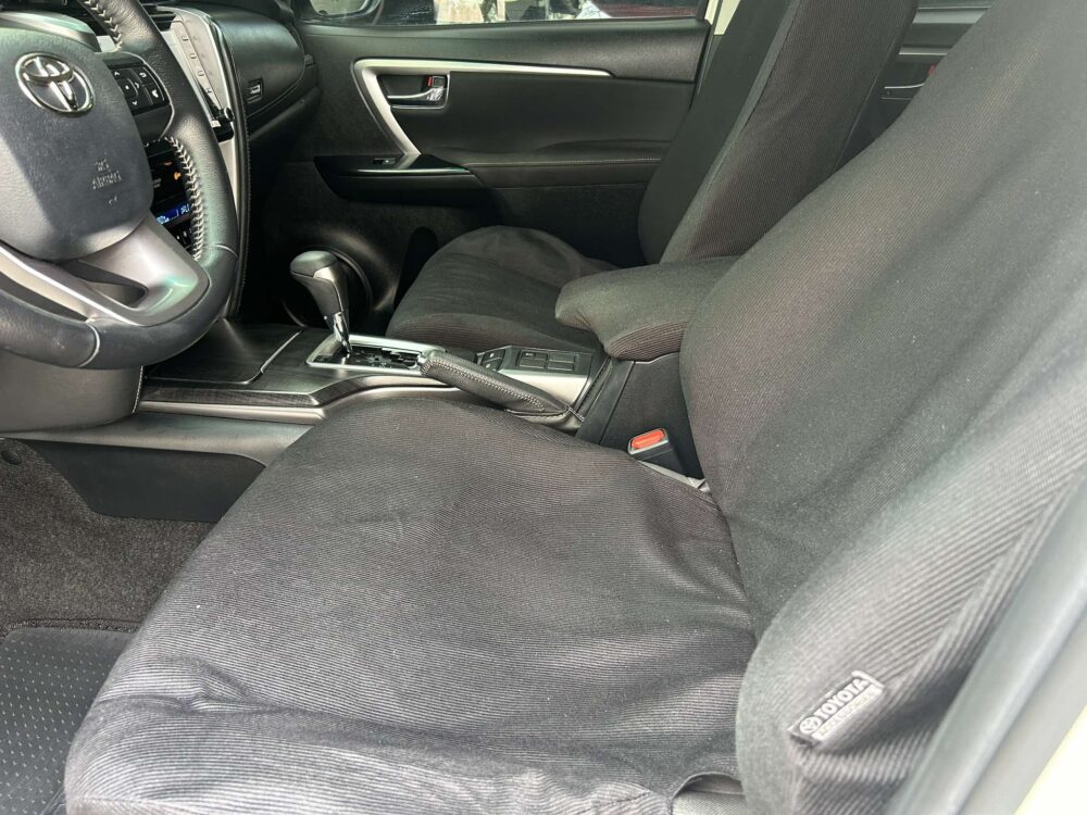 2022 TOYOTA FORTUNER V 2.4L DSL AUTOMATIC TRANSMISSION