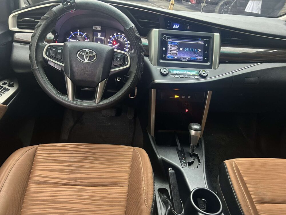 2017 TOYOTA INNOVA G AUTOMATIC TRANSMISSION