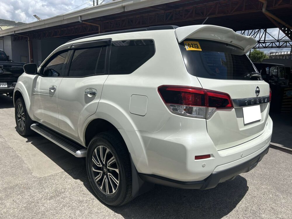 2021 ACQ NISSAN TERRA VE 8TKM ONLY AUTOMATIC TRANSMISSION