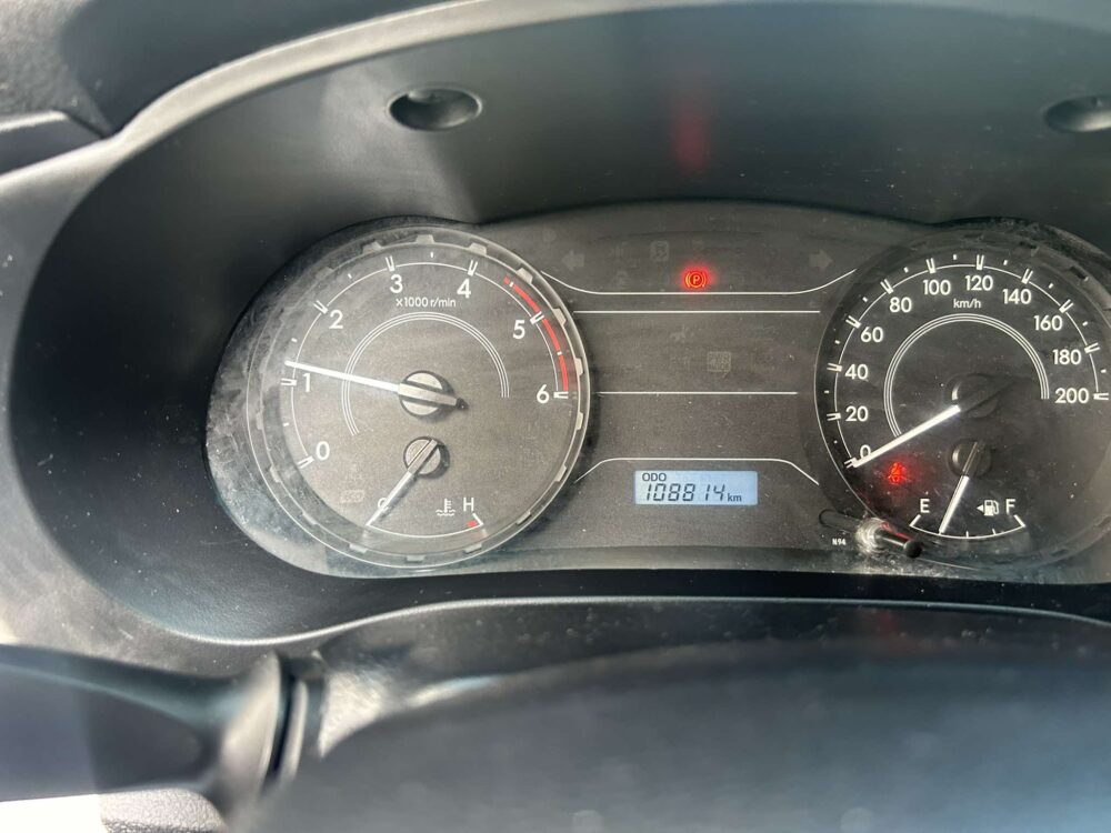 2020 TOYOTA HILUX J DSL MANUAL TRANSMISSION