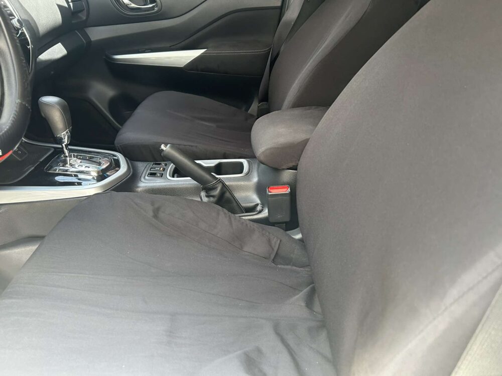 2021 ACQ NISSAN TERRA VE 8TKM ONLY AUTOMATIC TRANSMISSION
