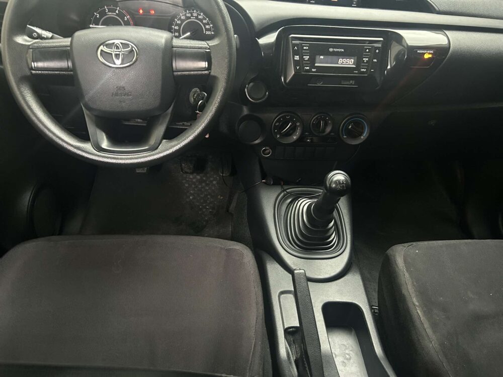 2020 TOYOTA HILUX J DSL MANUAL TRANSMISSION