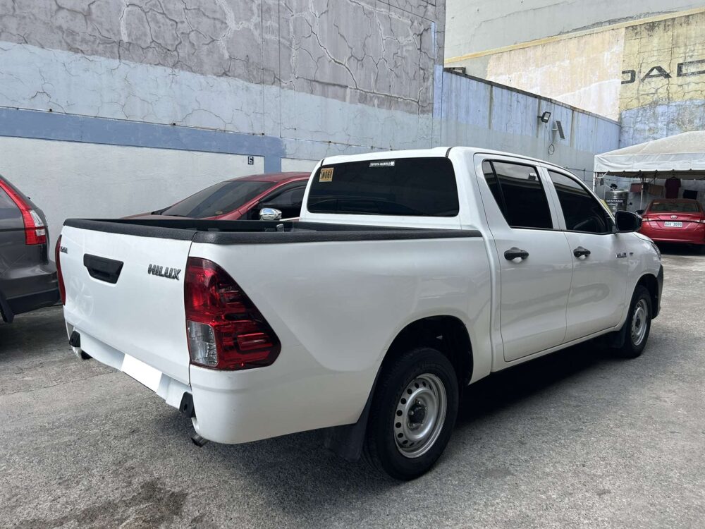 2020 TOYOTA HILUX J MANUAL TRANSMISSION