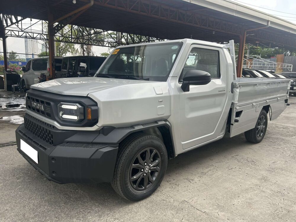 2025 BRAND TOYOTA TAMARAW DROPSIDE 9KM ONLY AUTOMATIC TRANSMISSION