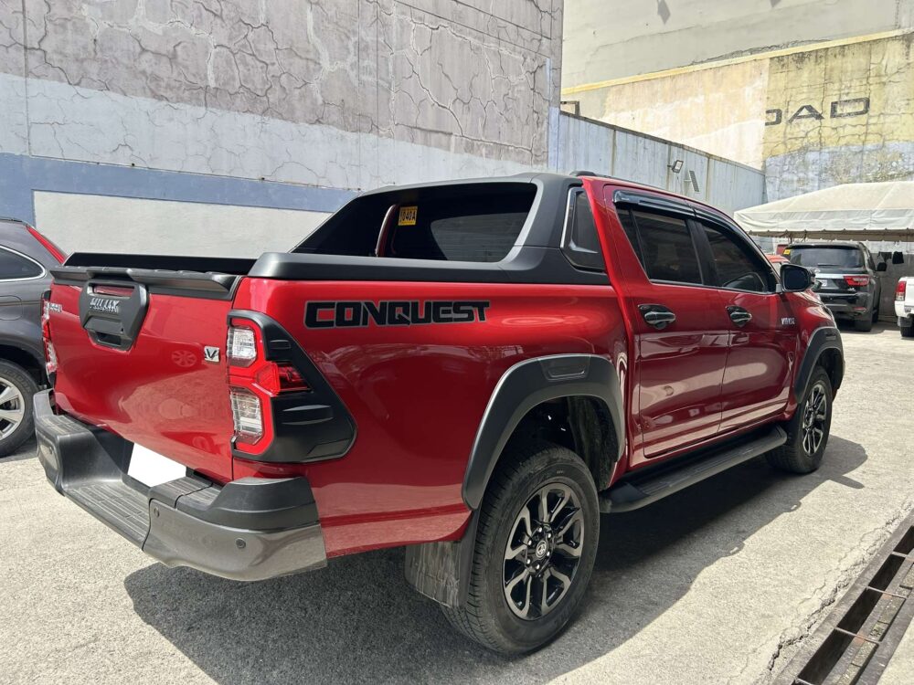 2024 TOYOTA HILUX CONQUEST V 6TKM ONLY AUTOMATIC TRANSMISSION