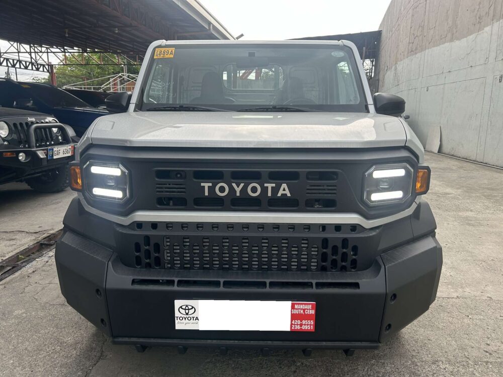 2025 BRAND TOYOTA TAMARAW DROPSIDE 9KM ONLY AUTOMATIC TRANSMISSION