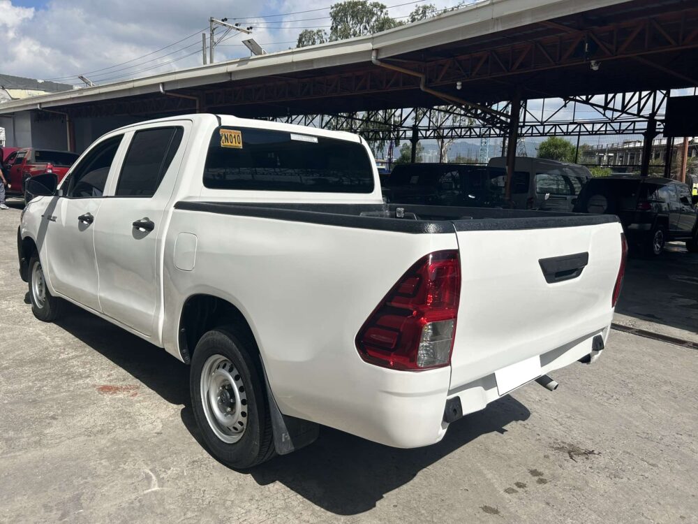 2020 TOYOTA HILUX J DSL MANUAL TRANSMISSION