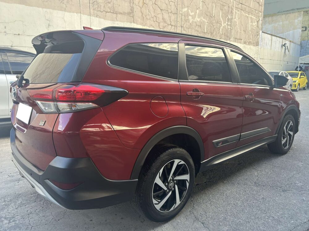 2023 TOYOTA RUSH GRS 15TKM ONLY AUTOMATIC TRANSMISSION