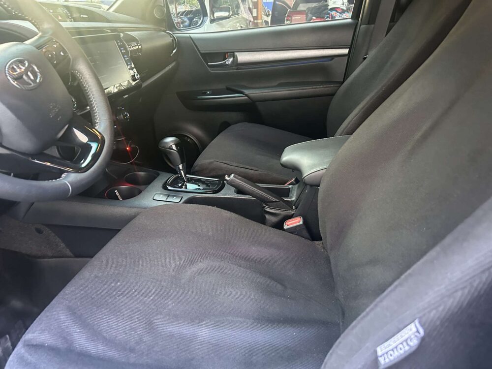 2022 TOYOTA HILUX CONQUEST V 2.4L DIESEL AUTOMATIC TRANSMISSION