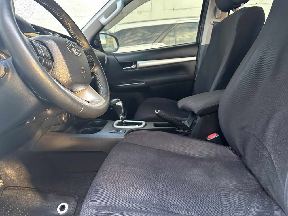 2019 TOYOTA HILUX G AUTOMATIC TRANSMISSION