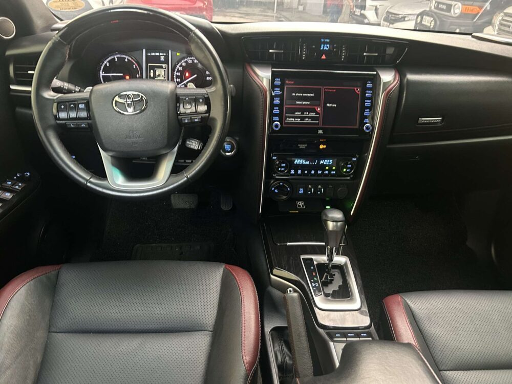 2023 TOYOTA FORTUNER 2.8L 4x4 LTD AUTOMATIC TRANSMISSION