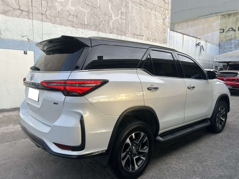 2023 TOYOTA FORTUNER 2.8L 4x4 LTD AUTOMATIC TRANSMISSION