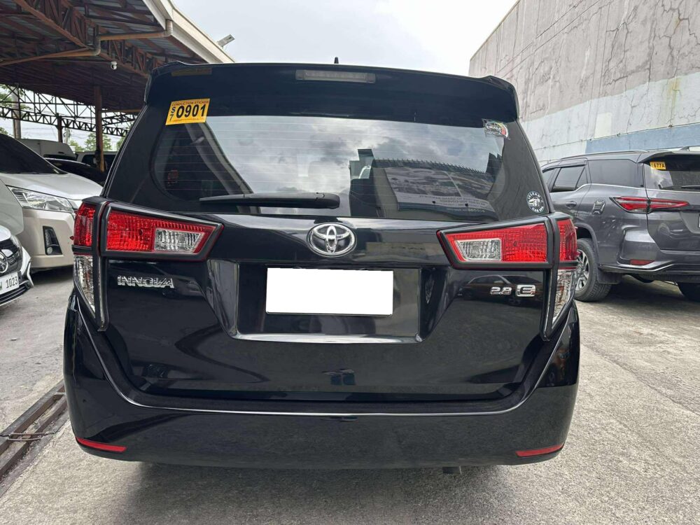 2022 TOYOTA INNOVA E 2.8L DIESEL AUTOMATIC TRANSMISSION