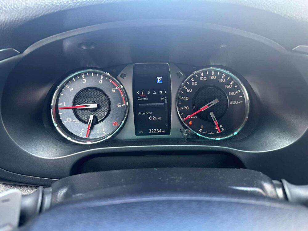 2022 TOYOTA HILUX GRS 2.8L 4x4 AUTOMATIC TRANSMISSION