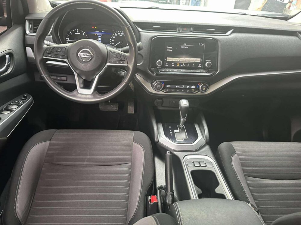 2025 NISSAN NAVARA CALIBRE VE 2.5 4X2 7TKM ONLY AUTOMATIC TRANSMISSION