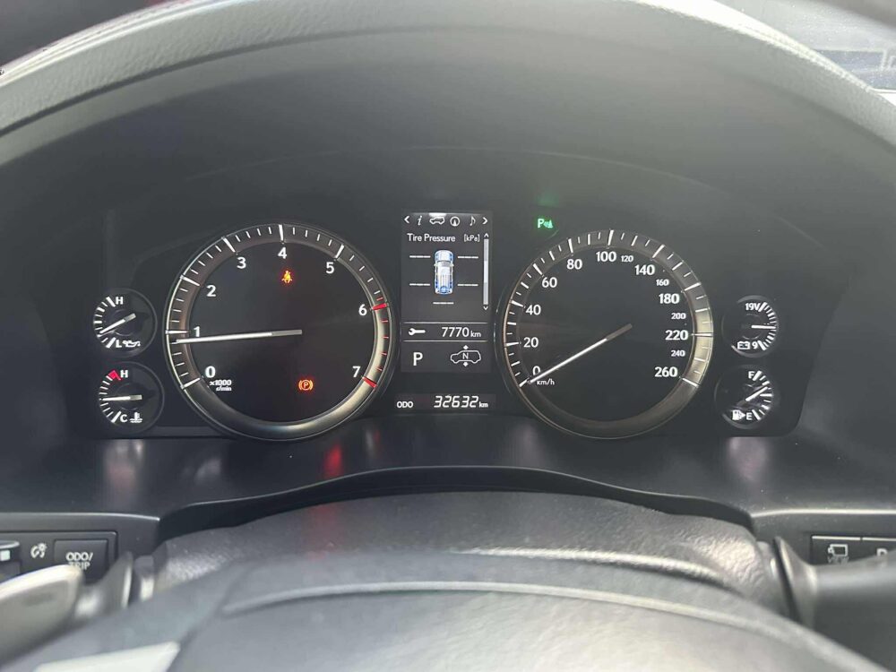 2017 LEXUS LX570 5.7L V8 GAS AUTOMATIC TRANSMISSION