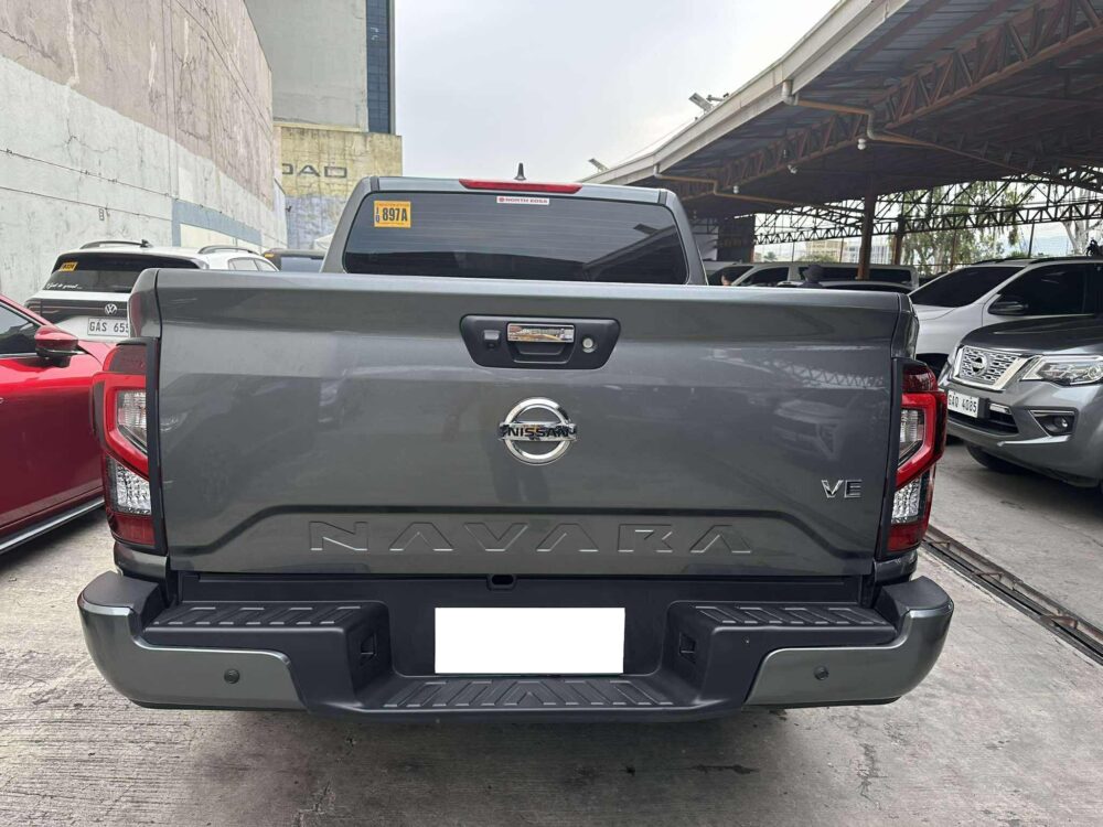 2025 NISSAN NAVARA CALIBRE VE 2.5 4X2 7TKM ONLY AUTOMATIC TRANSMISSION