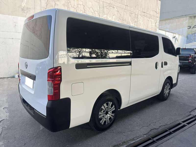 2024 NISSAN URVAN 3TKM ONLY MANUAL TRANSMISSION