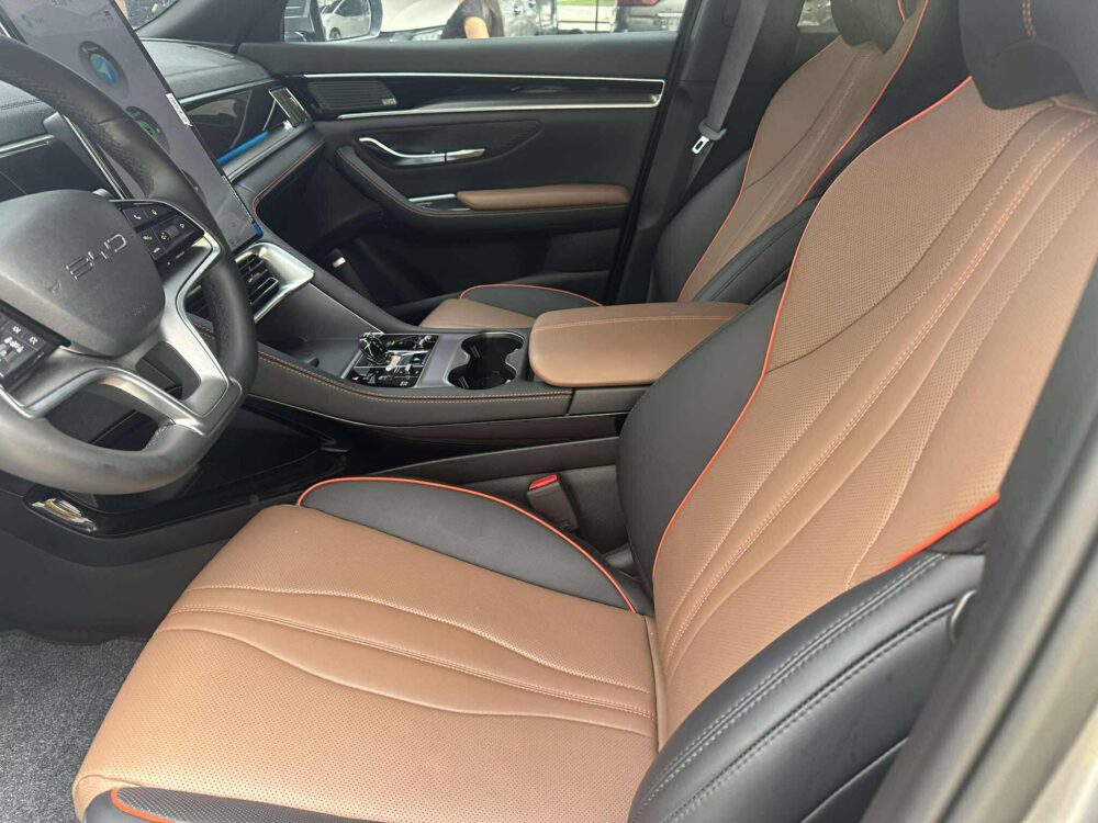 2025 BYD SEALION 6 PLUG IN HYBRID 2,500KM ONLY AUTOMATIC TRANSMISSION
