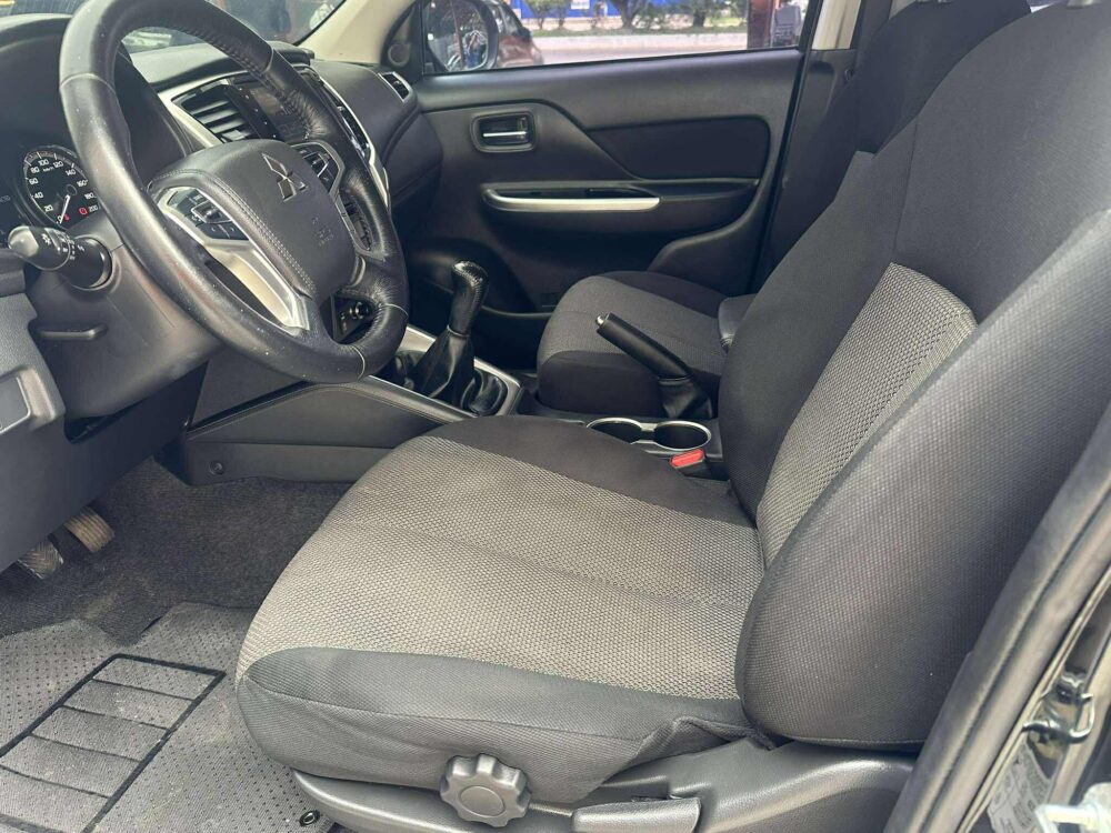 2023 MITSUBISHI STRADA GLS MANUAL TRANSMISSION