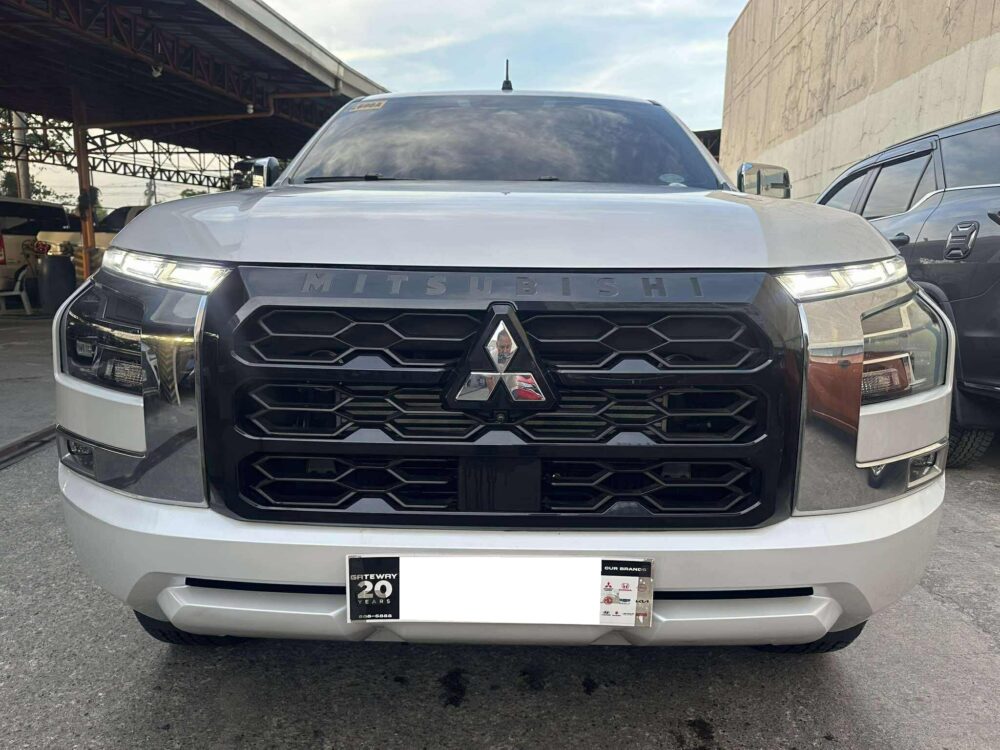 2024 MITSUBISHI TRITON GLS 2TKM ONLY AUTOMATIC TRANSMISSION