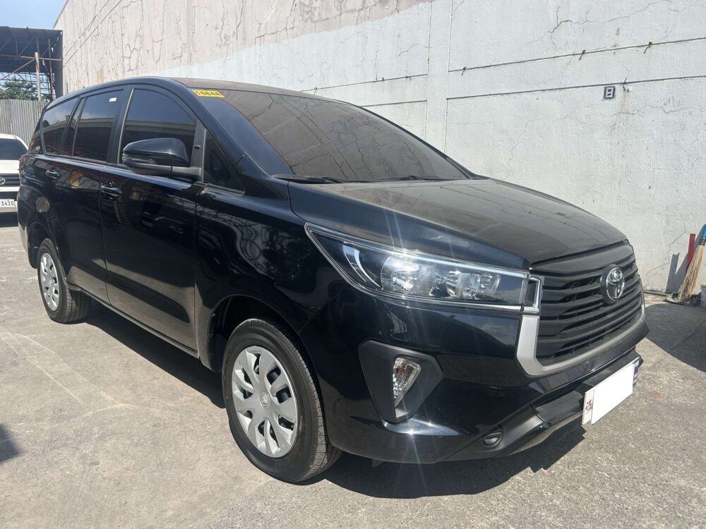 2024 TOYOTA INNOVA XE AUTOMATIC TRANSMISSION
