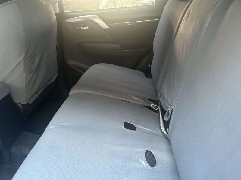 2018 ACQ MITSUBISHI MONTERO GLX MANUAL TRANSMISSION