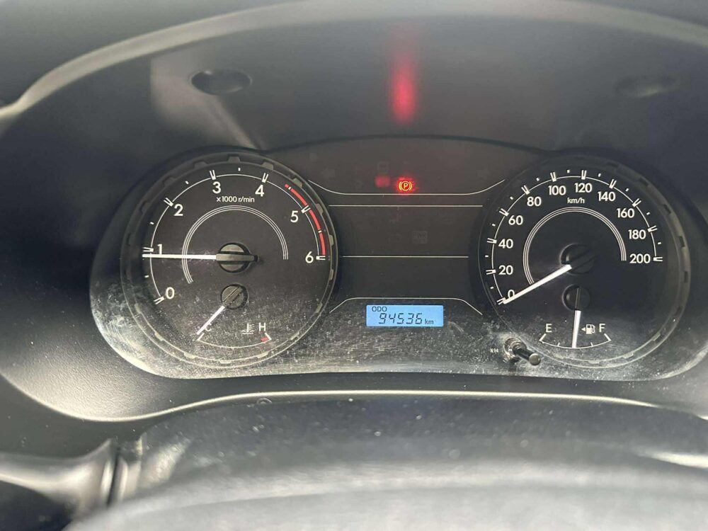 2020 TOYOTA HILUX J MANUAL TRANSMISSION