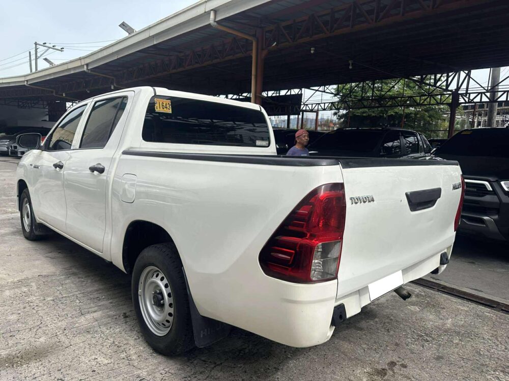 2020 TOYOTA HILUX J MANUAL TRANSMISSION