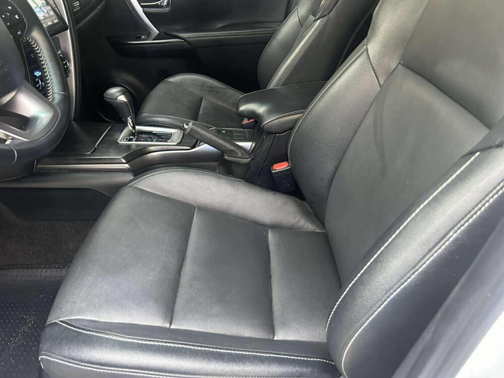2024 TOYOTA FORTUNER Q 14TKM ONLY AUTOMATIC TRANSMISSION