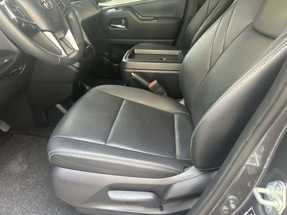 2020 TOYOTA HI ACE SUPERGRANDIA LEATHER 10TKM ONLY AUTOMATIC TRANSMISSION