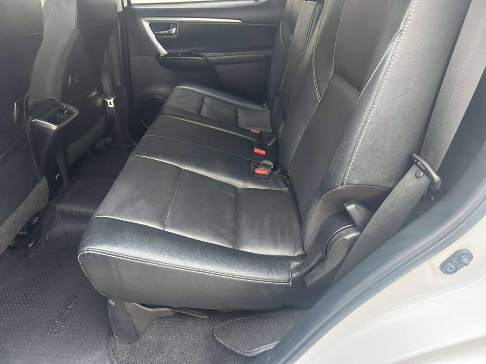2024 TOYOTA FORTUNER Q 14TKM ONLY AUTOMATIC TRANSMISSION