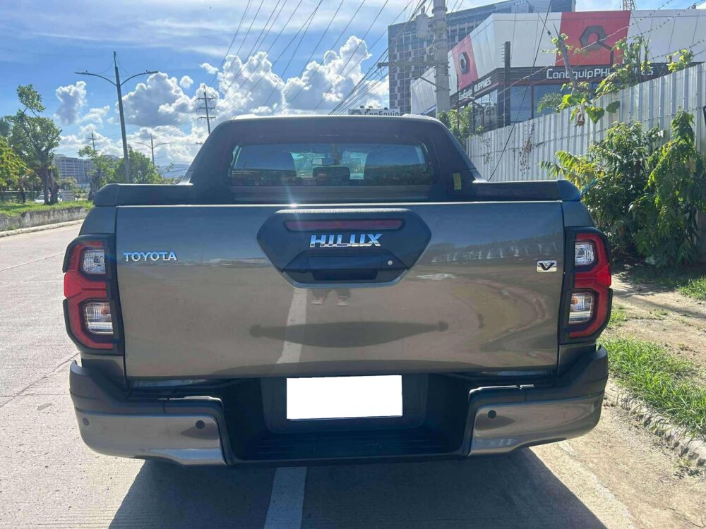 2024 TOYOTA HILUX CONQUEST V 14TKM ONLY AUTOMATIC TRANSMISSION