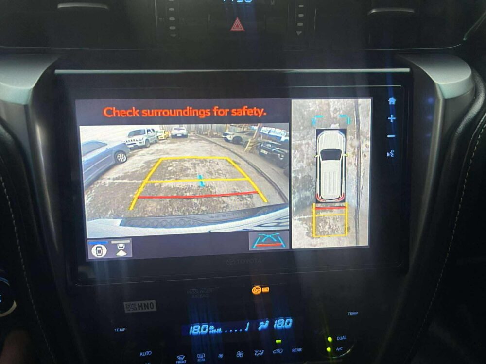 2024 TOYOTA FORTUNER Q 14TKM ONLY AUTOMATIC TRANSMISSION