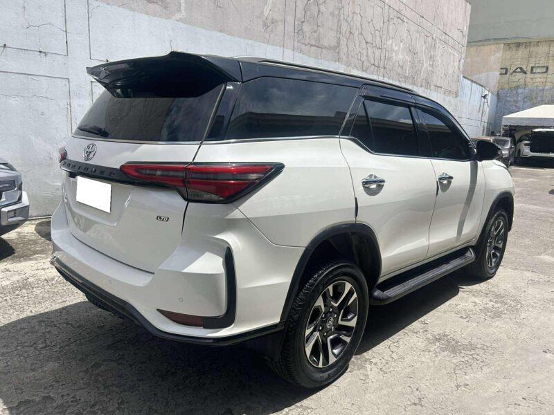 2021 TOYOTA FORTUNER LTD 2.8L DIESEL ENGINE 4x2 AUTOMATIC TRANSMISSION
