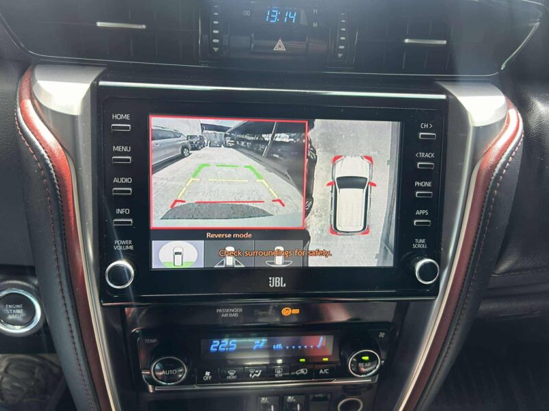 2021 TOYOTA FORTUNER LTD 2.8L DIESEL ENGINE 4x2 AUTOMATIC TRANSMISSION