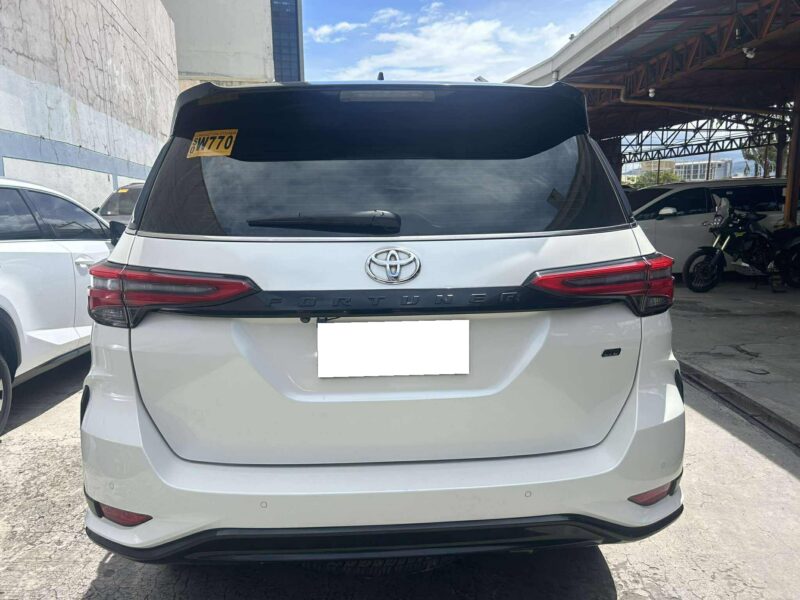 2021 TOYOTA FORTUNER LTD 2.8L DIESEL ENGINE 4x2 AUTOMATIC TRANSMISSION