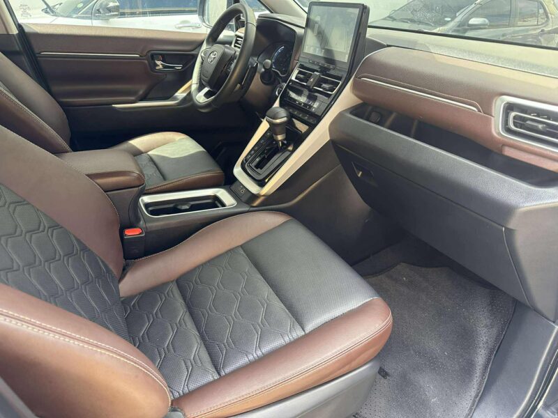 2023 TOYOTA INNOVA Q ZENIX AUTOMATIC TRANSMISSION