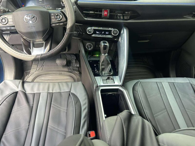 2023 TOYOTA YARIS CROSS V 3TKM ONLY AUTOMATIC TRANSMISSION