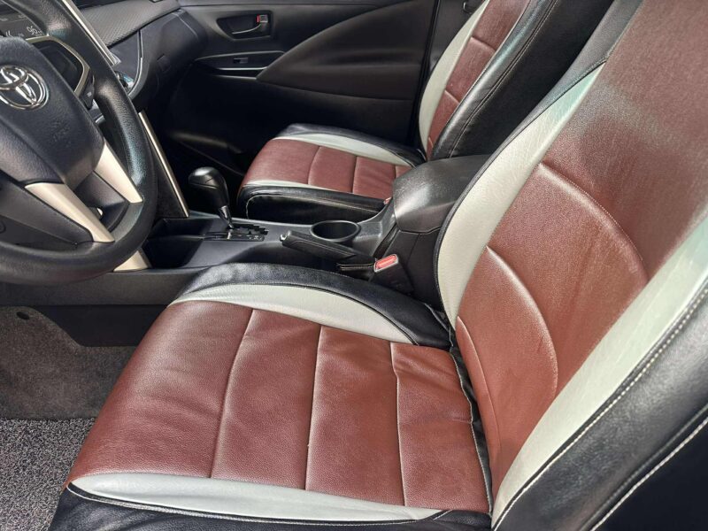 2022 TOYOTA INNOVA E 2.8L DIESEL ENGINE AUTOMATIC TRANSMISSION