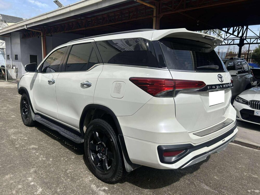 2017 TOYOTA FORTUNER 2.4L V TRD AUTOMATIC TRANSMISSION