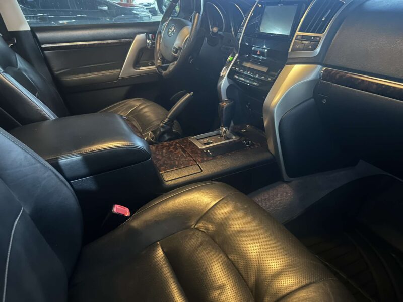 2013 TOYOTA LC 200 AUTOMATIC TRANSMISSION