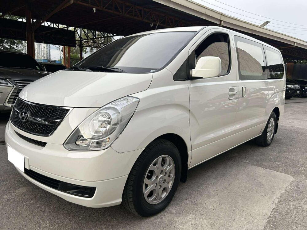 2014 HYUNDAI STAREX 2TKM ONLY MANUAL TRANSMISSION