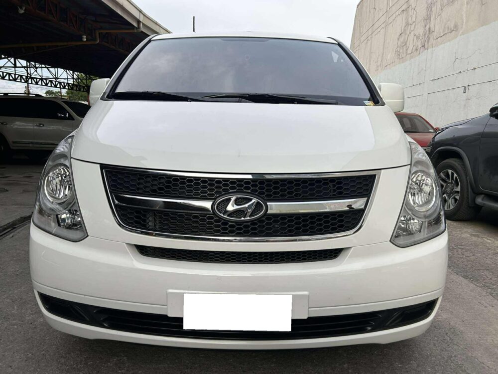 2014 HYUNDAI STAREX 2TKM ONLY MANUAL TRANSMISSION