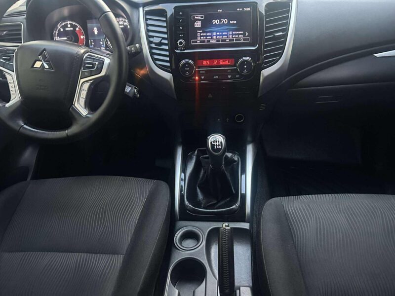 2024 ACQ MITSUBISHI MONTERO GLX MANUAL TRANSMISSION