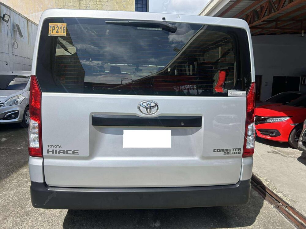 2019 TOYOTA HI ACE COMMUTER DELUXE 2.8L DIESEL ENGINE MANUAL TRANSMISSION