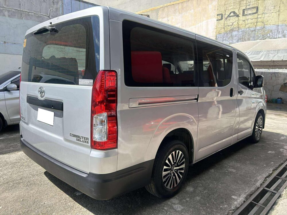2019 TOYOTA HI ACE COMMUTER DELUXE 2.8L DIESEL ENGINE MANUAL TRANSMISSION
