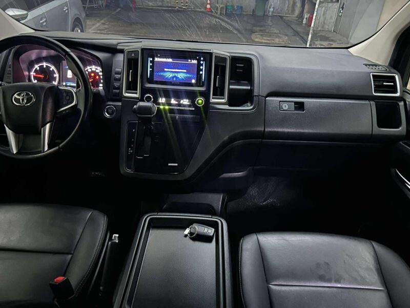 2023 TOYOTA HI ACE SUPER GRANDIA LEATHER 2.8L DIESEL AUTOMATIC TRANSMISSION